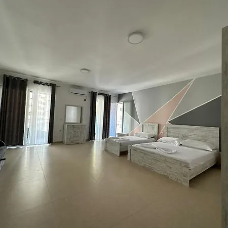 In Zaharia Shëngjin