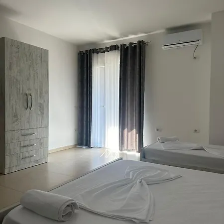 In Zaharia Shëngjin