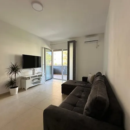 Guest house In Zaharia